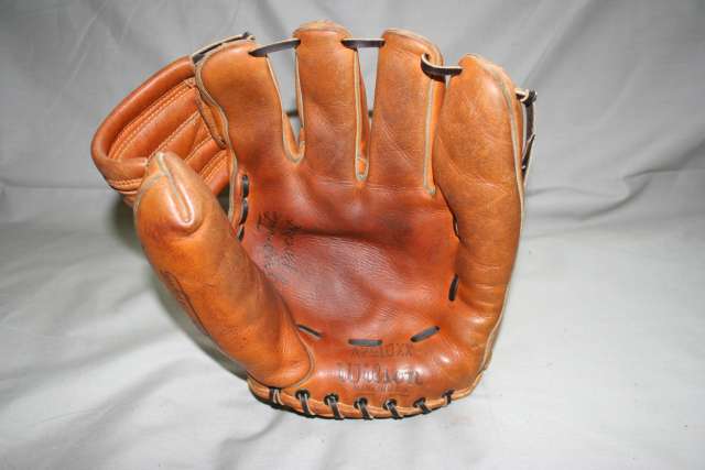 Wilson A2910XX Front